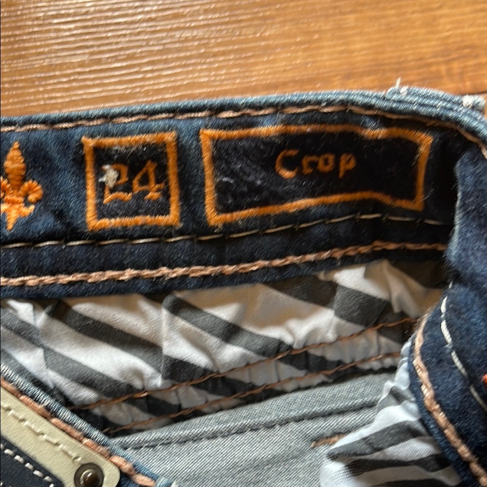 NWOT women’s rock revival crops, Caro - Picture 5 of 7